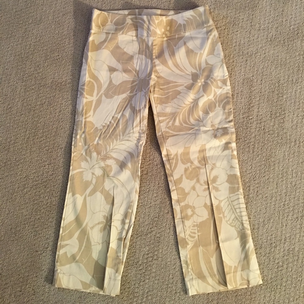 Zara Basic tropical print cropped pants